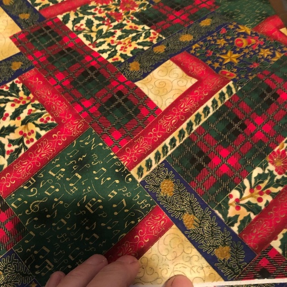 Festive vintage Red and Green Christmas fabric - 2 pieces - 80” by 22 1/2” - Picture 3 of 4